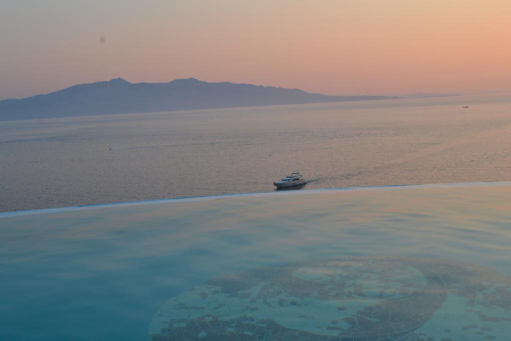 Vila 15 Bougainville Sarandë Buitenkant foto
